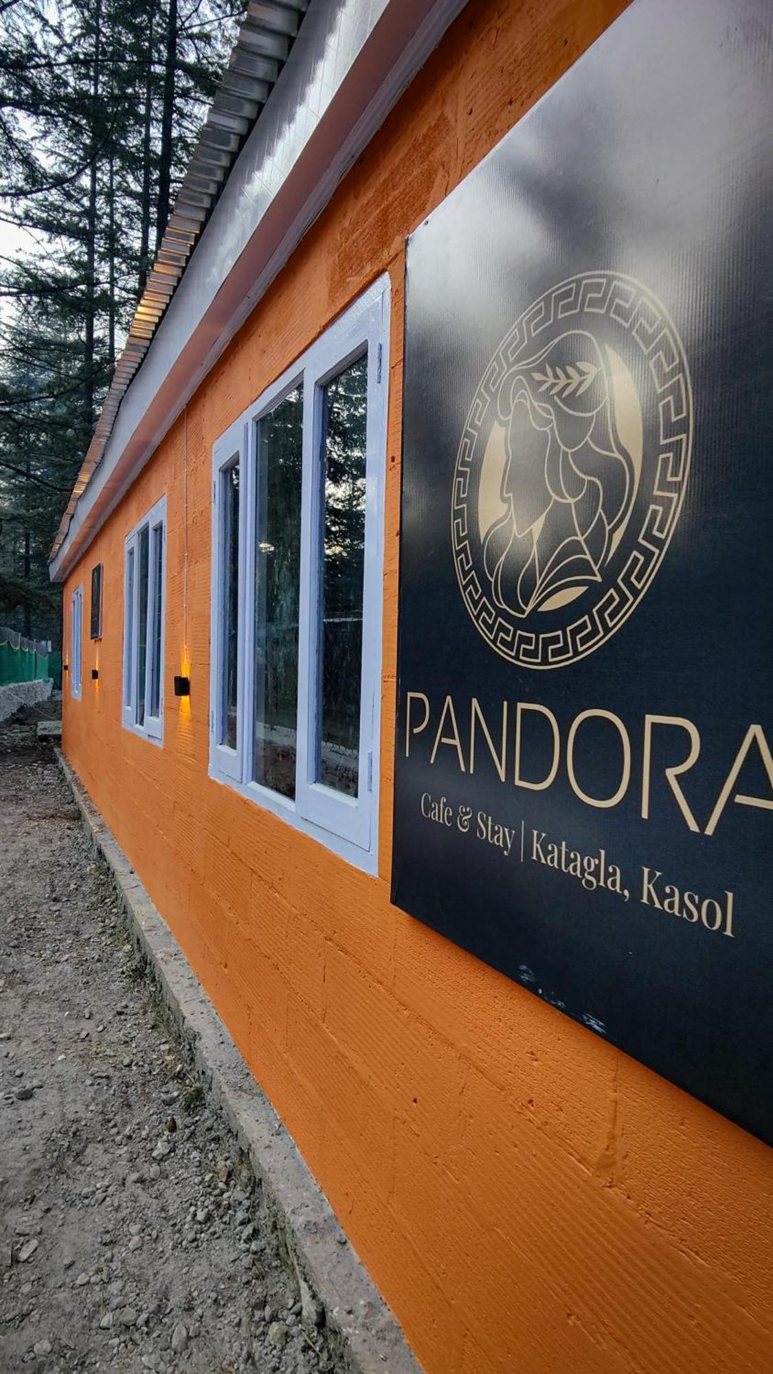 Pandora Riverside Cafe & Stay 카솔 외부 사진